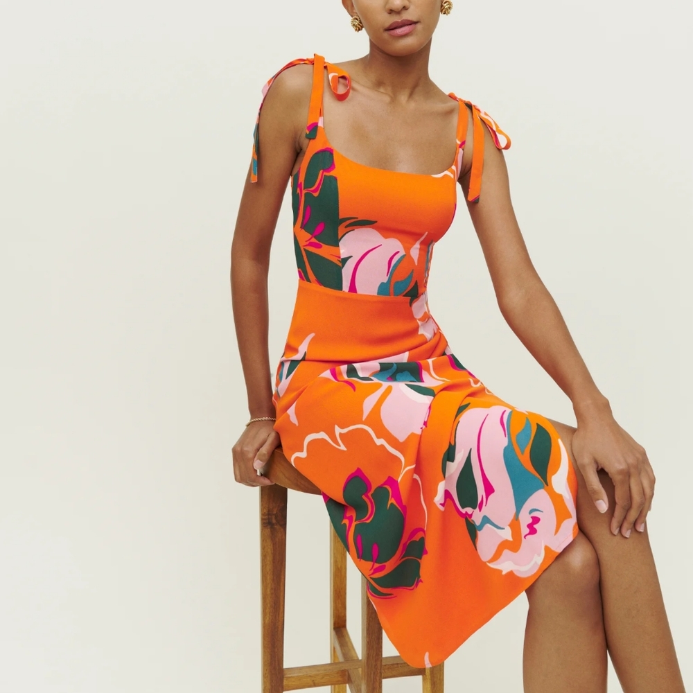 Reformation Besse Dress in Electra - Picture 1 of 5